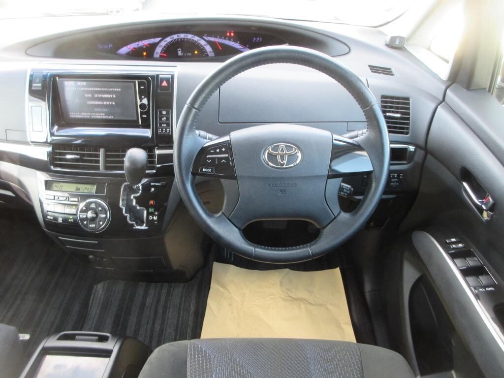 Used Toyota Estima 2012 for sale - 77001308: Photo 16