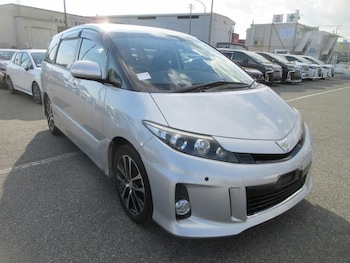 Used Toyota Estima 2012 for sale - 77001308: Photo