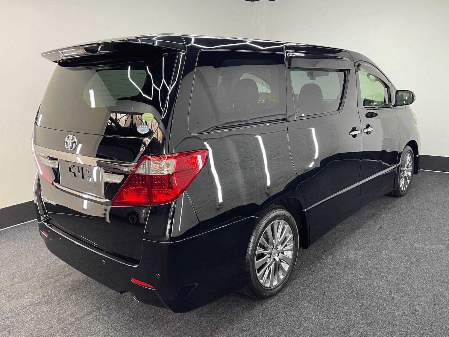 Used Toyota Alphard 2013 for sale - 77039020: Photo 10