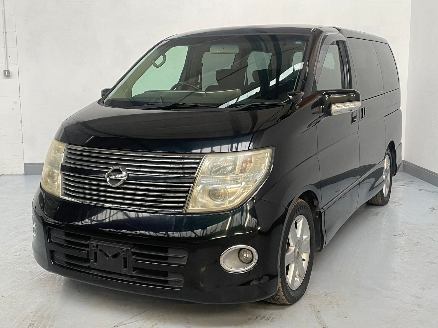 Used Nissan Elgrand 2007 for sale - 77039045: Photo 4