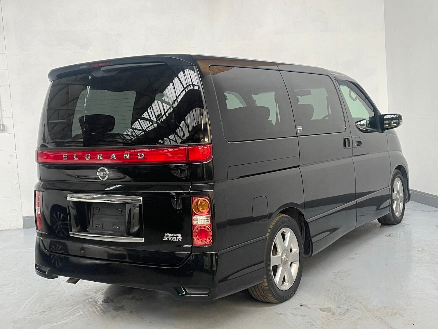 Used Nissan Elgrand 2007 for sale - 77039045: Photo 5