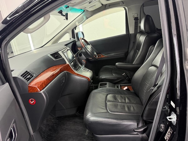 Used Toyota Alphard 2010 for sale - 73850044: Photo 11