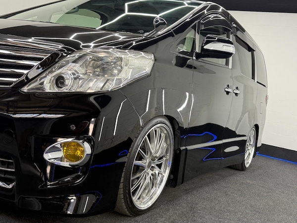 Used Toyota Alphard 2010 for sale - 73850044: Photo 4