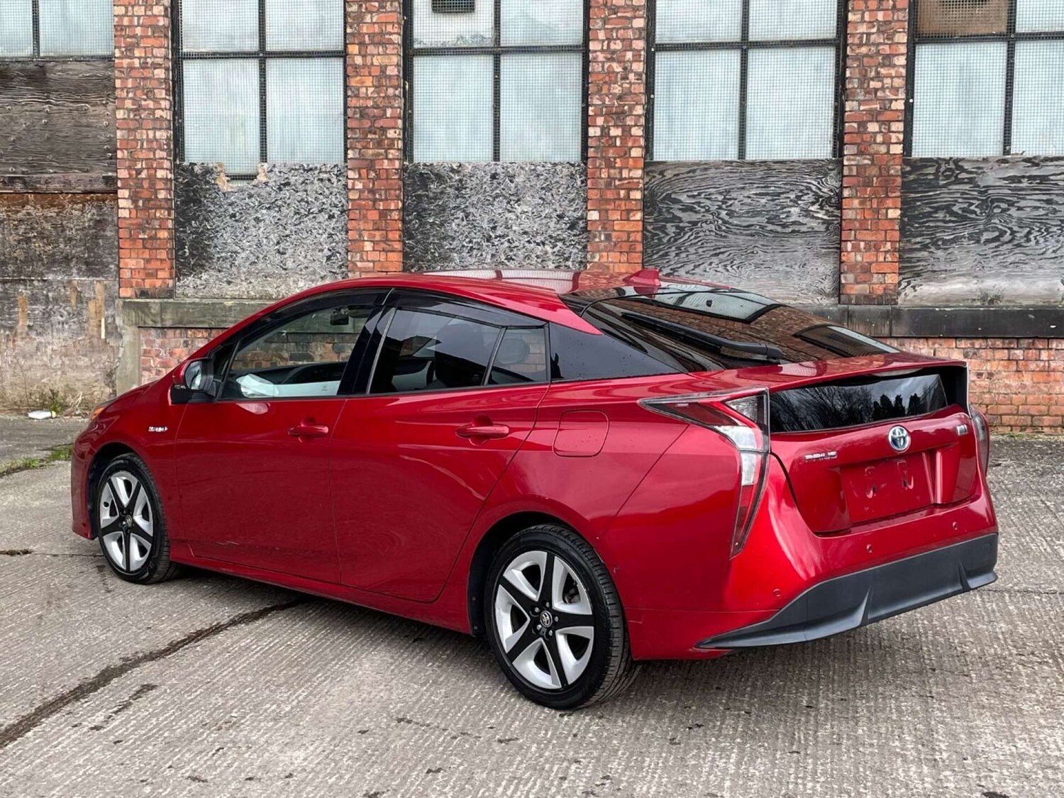 Used Toyota Prius 2016 for sale - 77039051: Photo 10