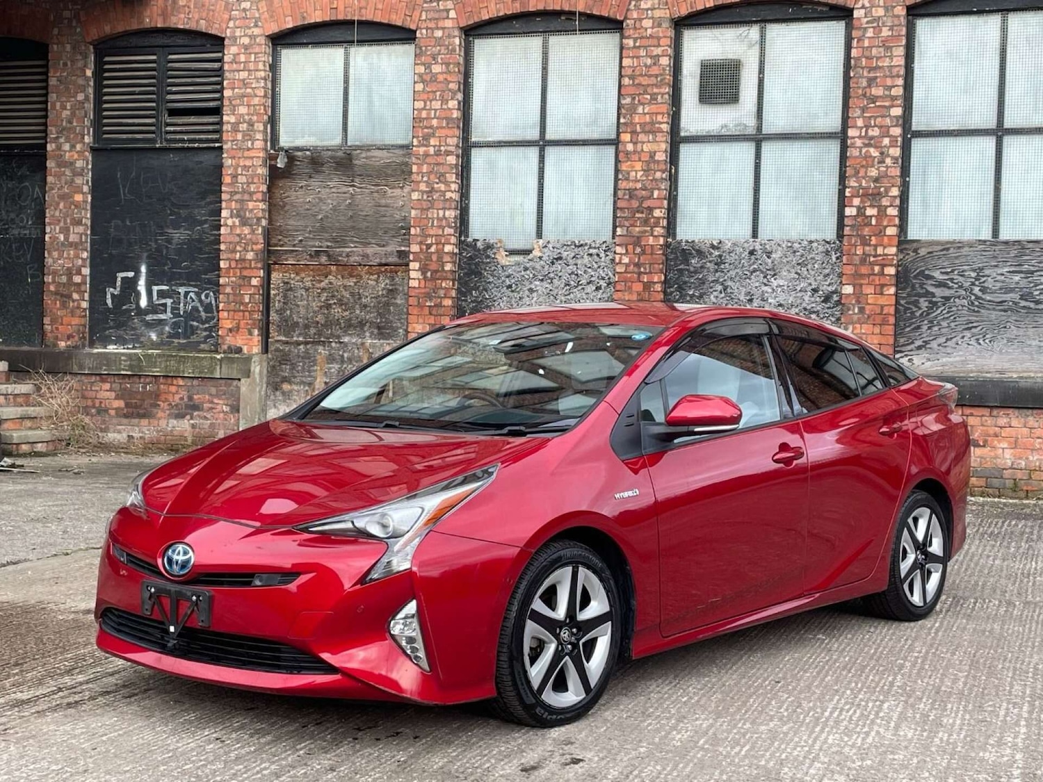Used Toyota Prius 2016 for sale - 77039051: Photo 2