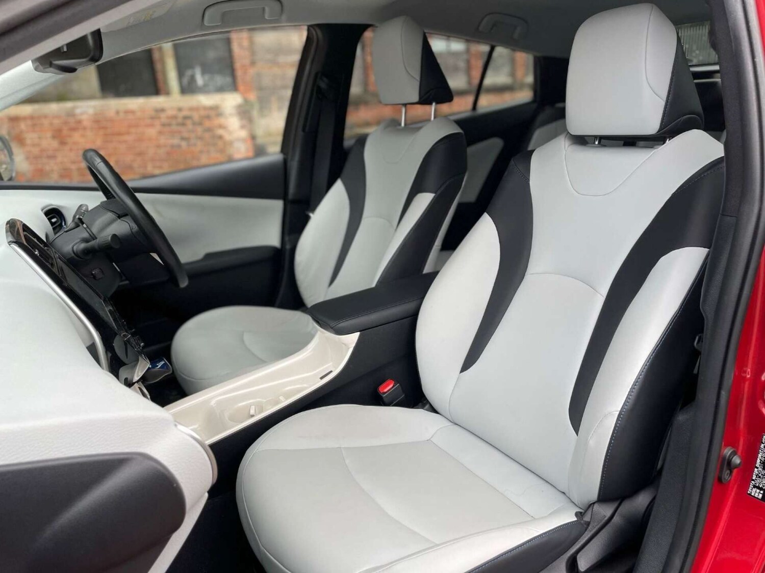 Used Toyota Prius 2016 for sale - 77039051: Photo 22