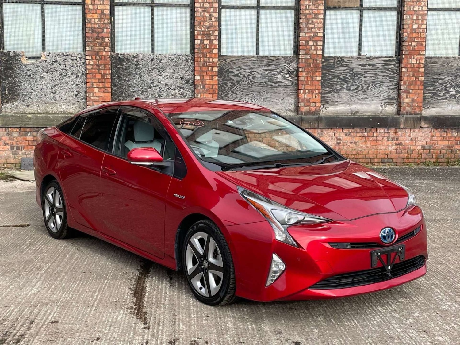 Used Toyota Prius 2016 for sale - 77039051: Photo 4
