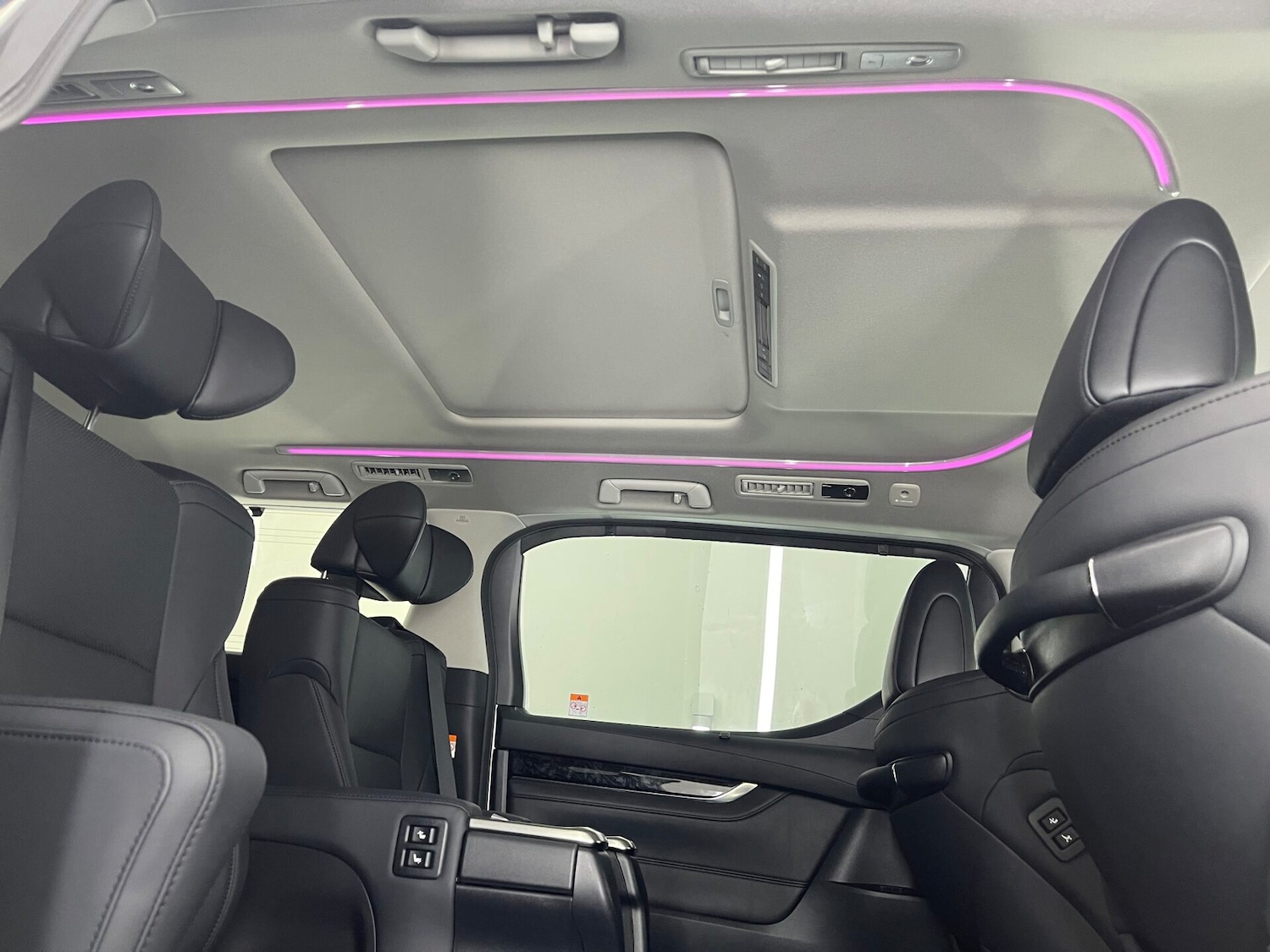 Used Toyota Alphard 2025 for sale - 77039017: Photo 14