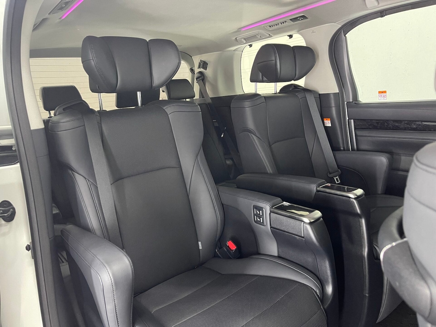 Used Toyota Alphard 2025 for sale - 77039017: Photo 16