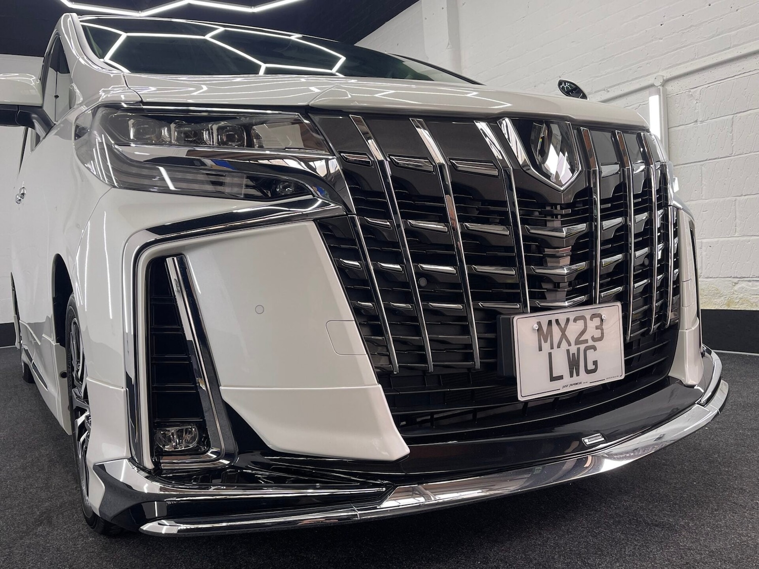 Used Toyota Alphard 2025 for sale - 77039017: Photo 21