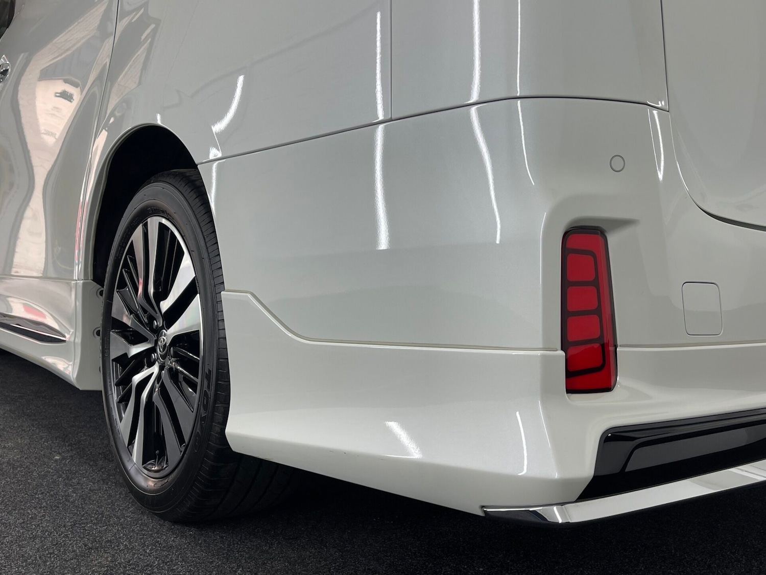 Used Toyota Alphard 2025 for sale - 77039017: Photo 29