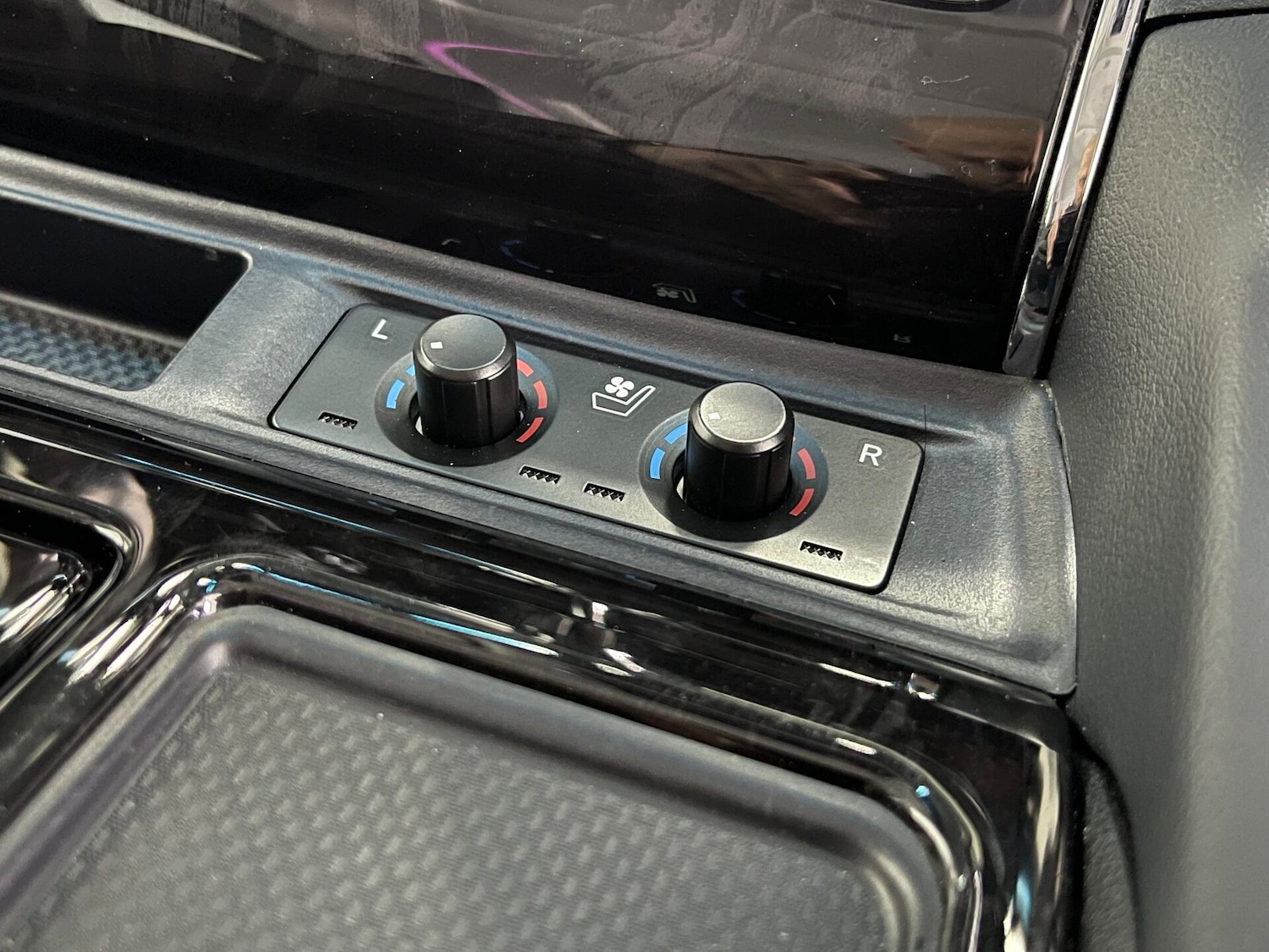 Used Toyota Alphard 2025 for sale - 77039017: Photo 42