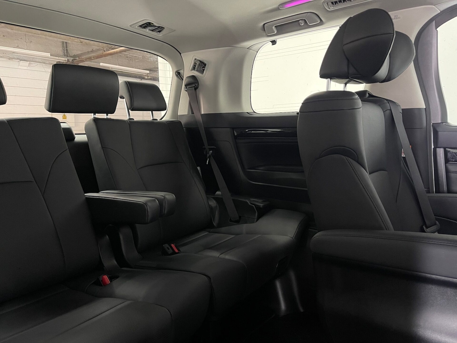 Used Toyota Alphard 2025 for sale - 77039017: Photo 46