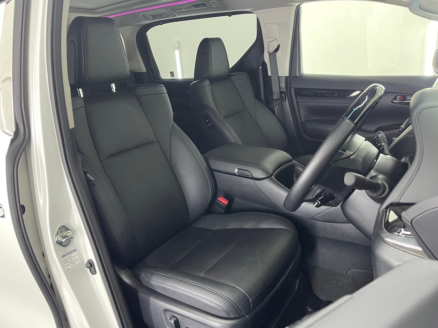 Used Toyota Alphard 2025 for sale - 77039017: Photo 8