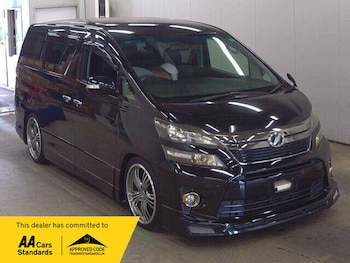 Used Toyota Vellfire 2012 for sale - 76064036: Photo