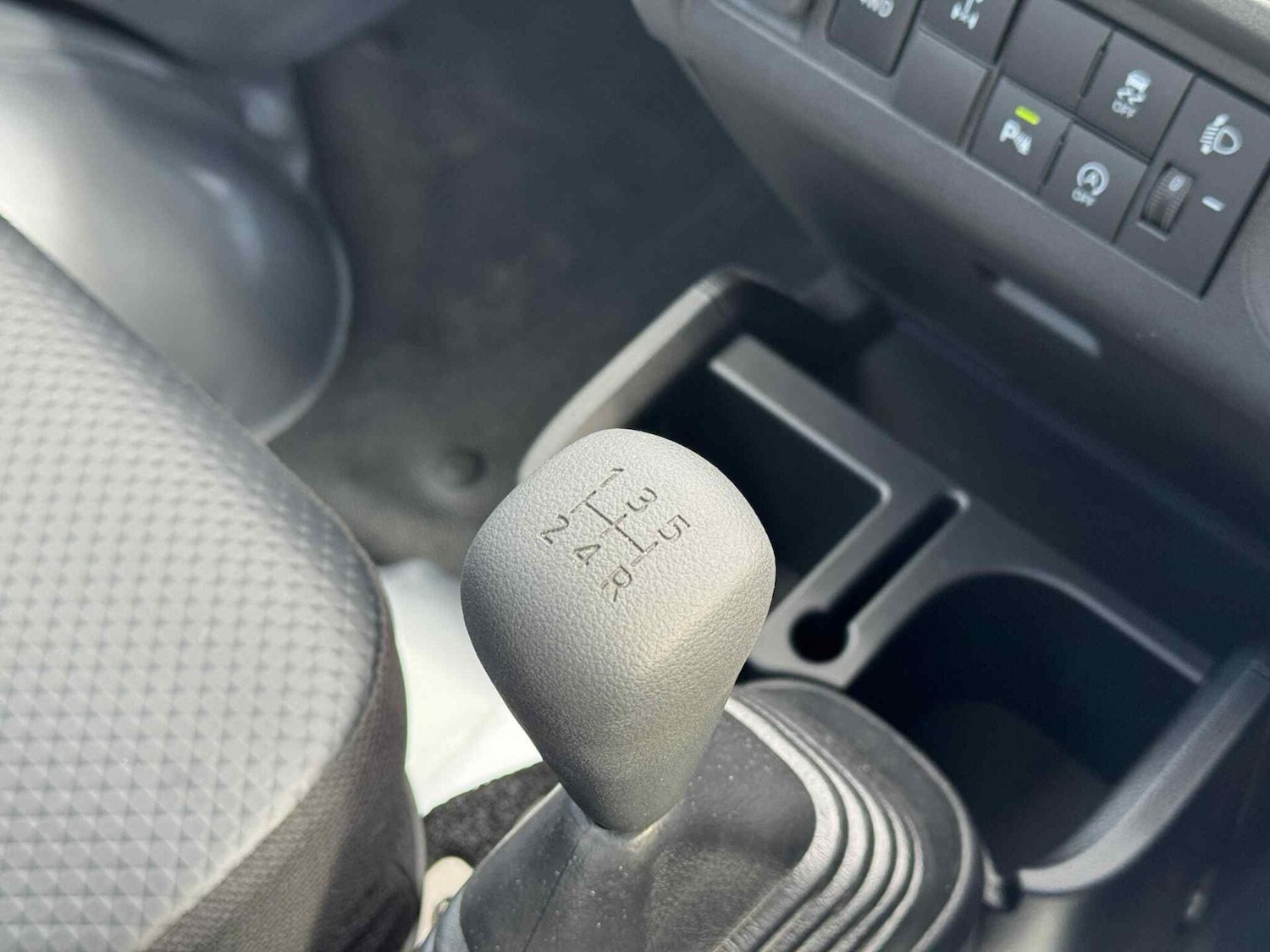 Used Daihatsu Hijet 2024 for sale - 77482243: Photo 10