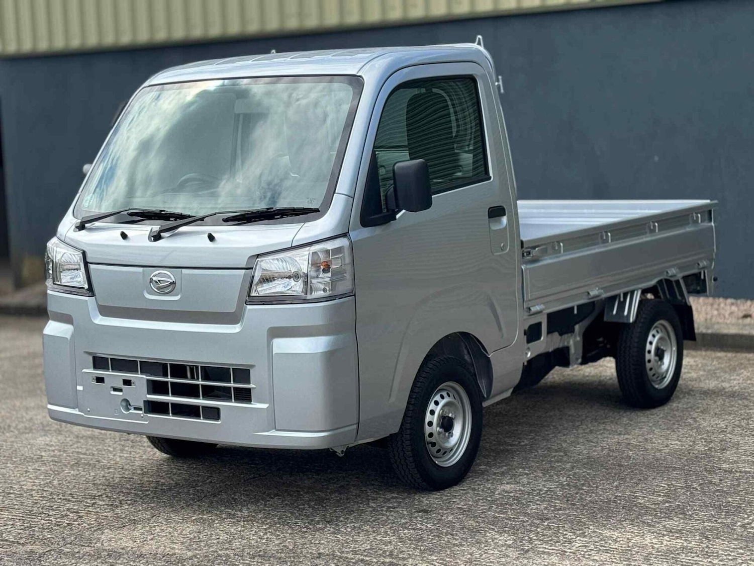 Used Daihatsu Hijet 2024 for sale - 77482243: Photo 3