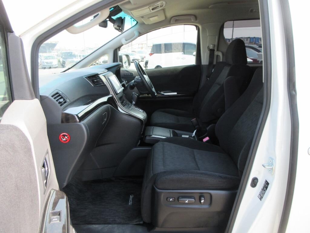 Used Toyota Vellfire 2013 for sale - 77039004: Photo 29
