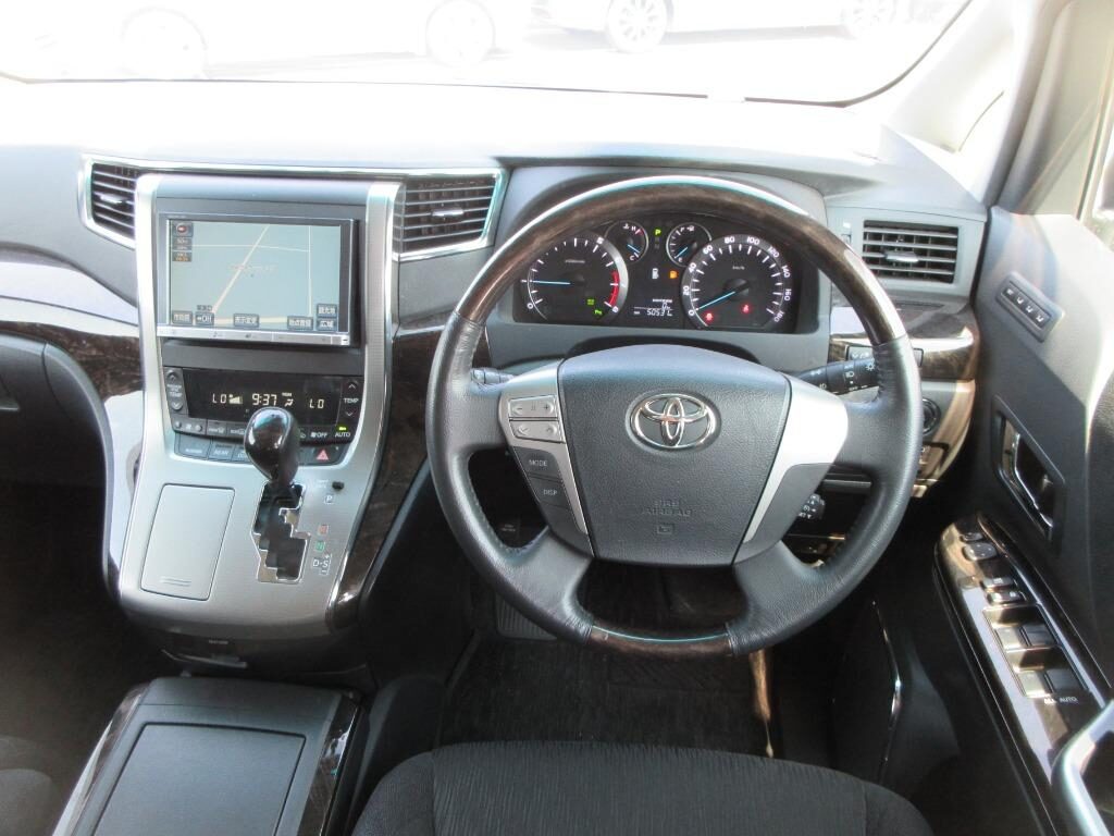 Used Toyota Vellfire 2013 for sale - 77039004: Photo 6