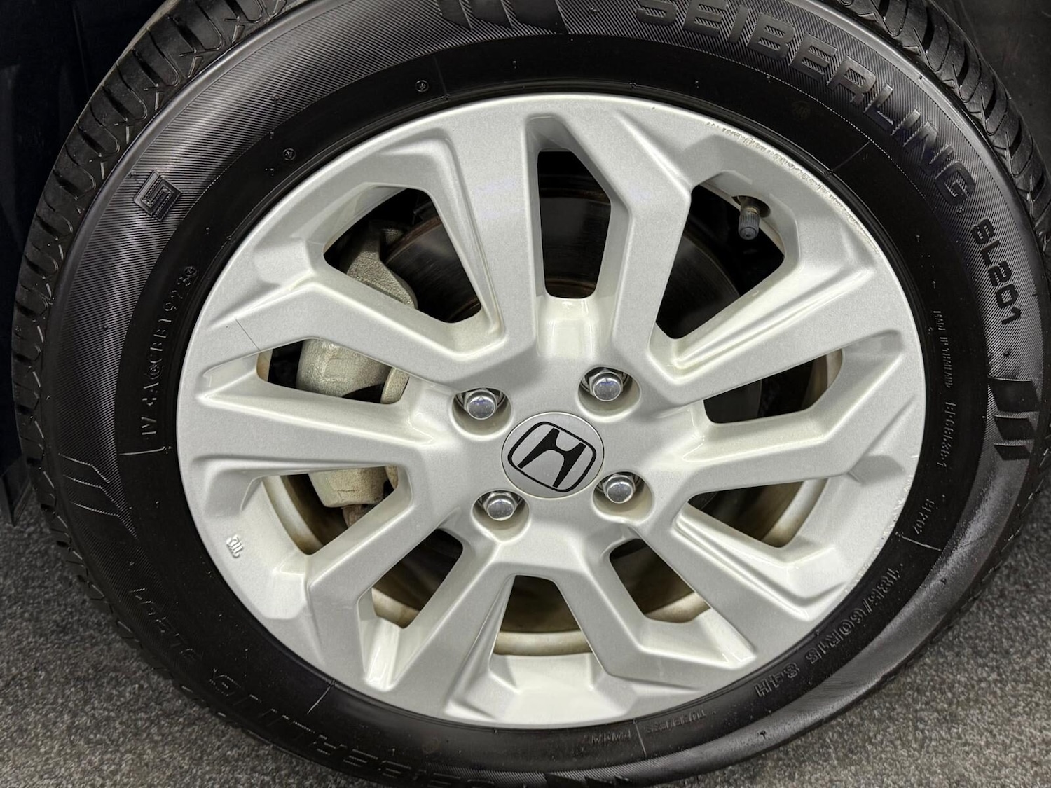 Used Honda Fit 2017 for sale - 77039005: Photo 17