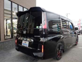 Used Honda Stepwagon 2015 for sale - 74824933: Photo