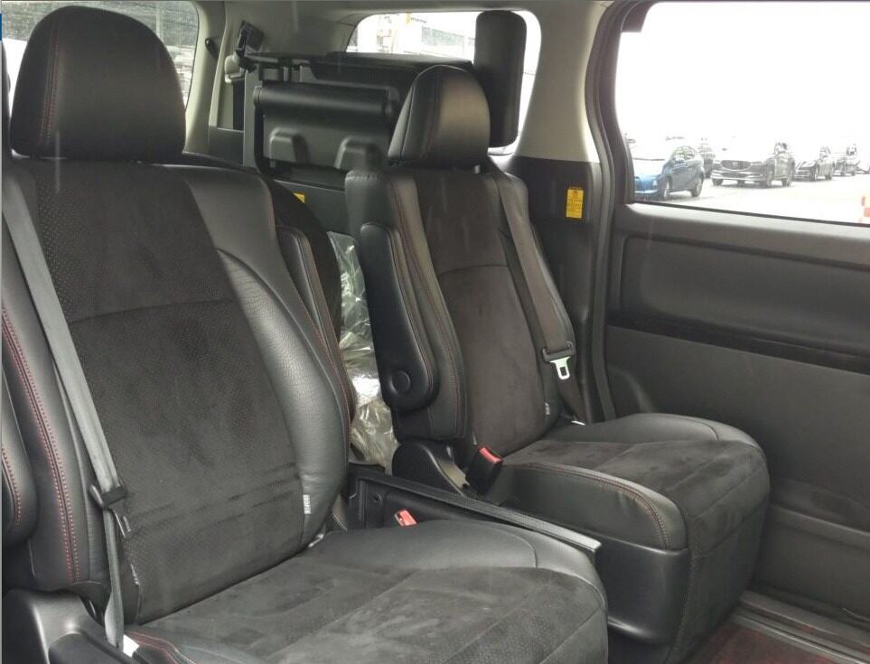 Used Toyota Vellfire 2013 for sale - 76421947: Photo 9