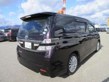 Used Toyota Vellfire 2013 for sale - 74825604: Photo