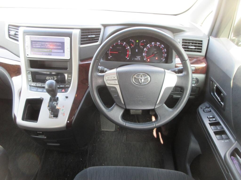 Used Toyota Vellfire 2013 for sale - 77541486: Photo 18