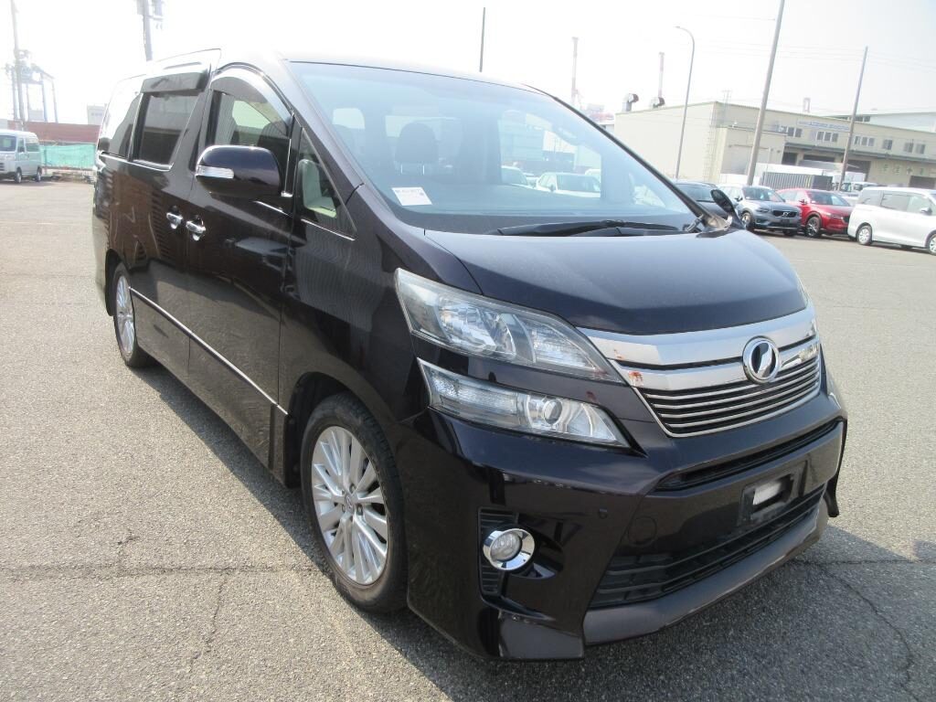 Used Toyota Vellfire 2013 for sale - 77541486: Photo 2
