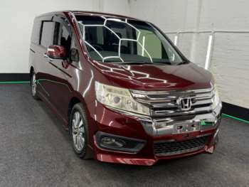 Used Honda Stepwagon 2014 for sale - 74824733: Photo