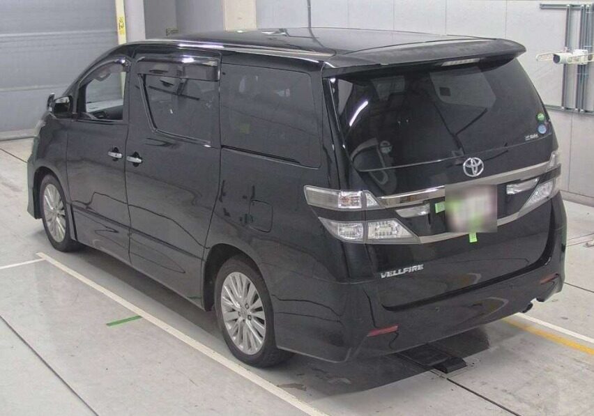 Used Toyota Vellfire 2013 for sale - 77039039: Photo 5