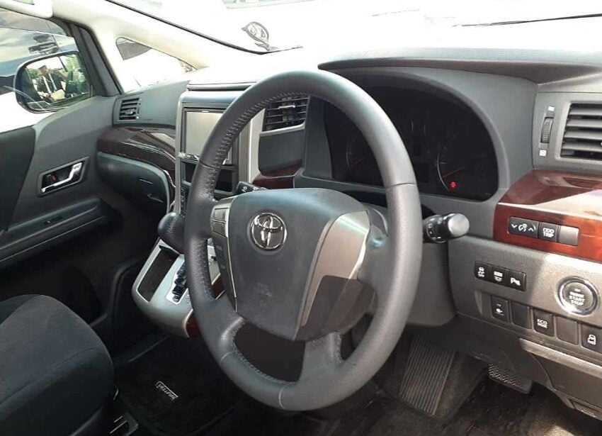 Used Toyota Vellfire 2013 for sale - 77039039: Photo 9