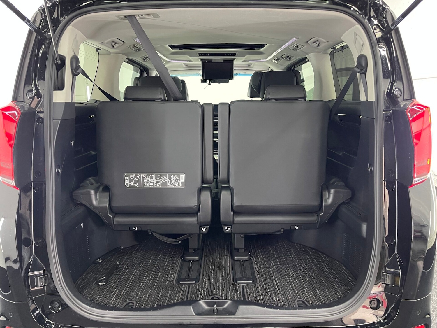 Used Toyota Alphard 2025 for sale - 77039056: Photo 11