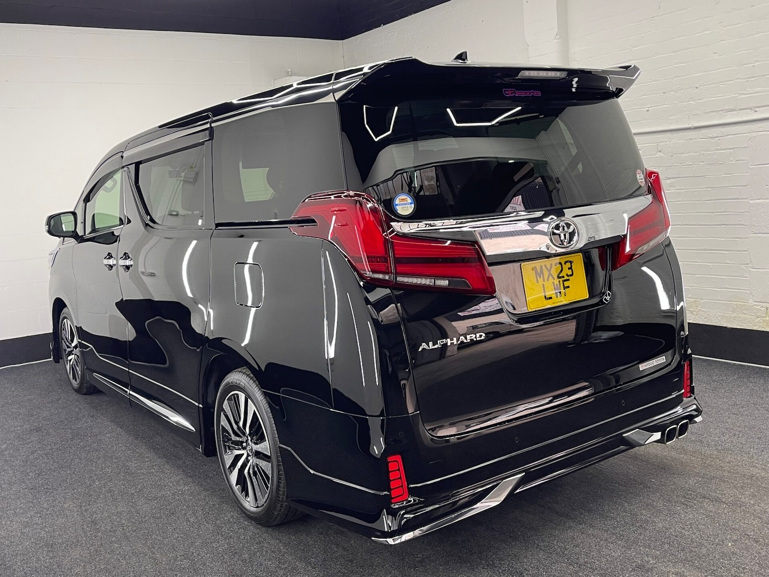 Used Toyota Alphard 2025 for sale - 77039056: Photo 2