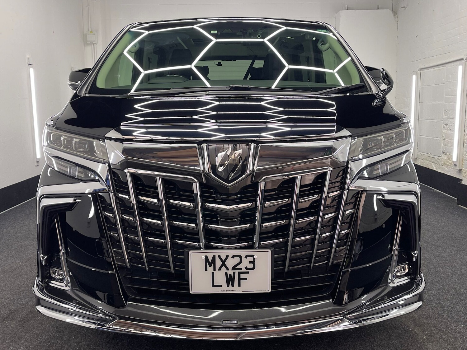 Used Toyota Alphard 2025 for sale - 77039056: Photo 23