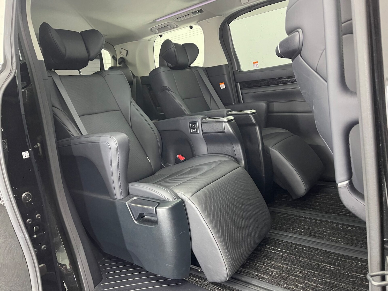 Used Toyota Alphard 2025 for sale - 77039056: Photo 7