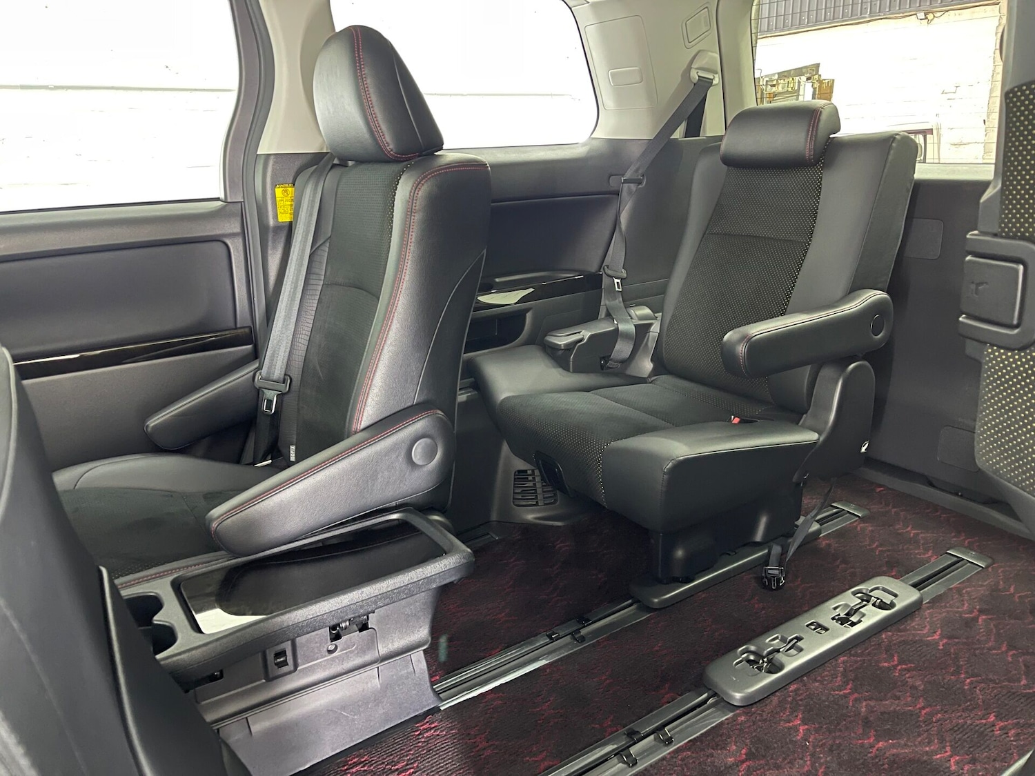 Used Toyota Vellfire 2014 for sale - 75912810: Photo 22