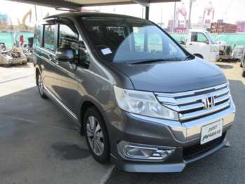 Used Honda Stepwagon 2013 for sale - 74993119: Photo
