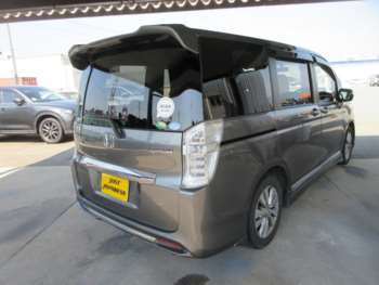 Used Honda Stepwagon 2013 for sale - 74993119: Photo