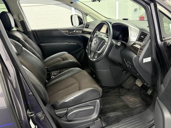 Used Nissan Elgrand 2016 for sale - 73850052: Photo 22