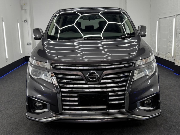 Used Nissan Elgrand 2016 for sale - 73850052: Photo 3
