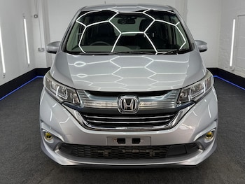Used Honda Freed 2017 for sale - 77039008: Photo