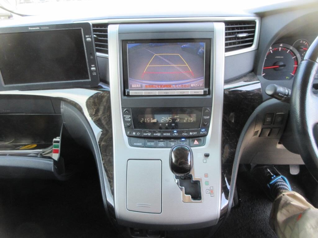 Used Toyota Vellfire 2012 for sale - 77039086: Photo 12