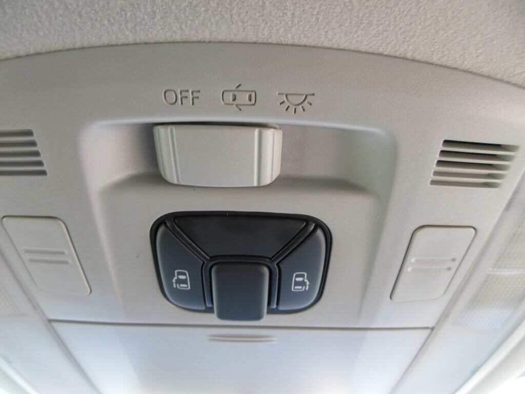 Used Toyota Vellfire 2012 for sale - 77039086: Photo 14