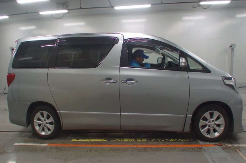 Used Toyota Alphard 2012 for sale - 76416351: Photo 3