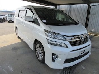 Used Toyota Vellfire 2013 for sale - 75912797: Photo