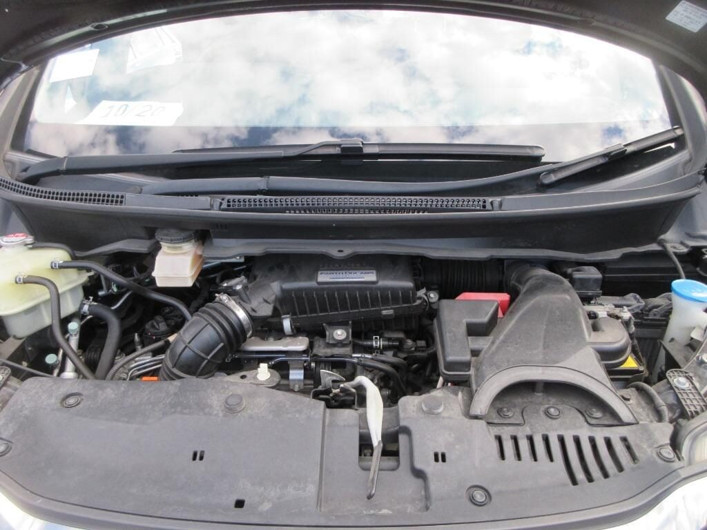 Used Honda Stepwagon 2015 for sale - 76421949: Photo 24