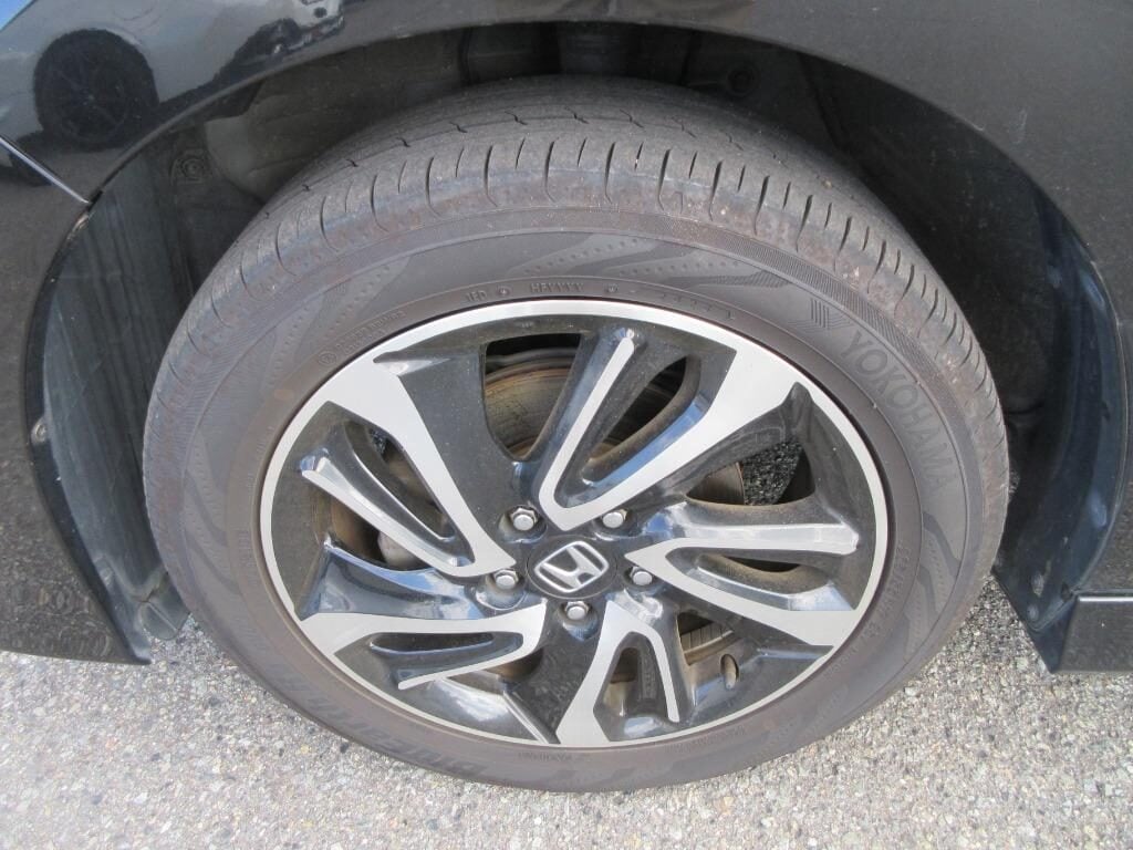 Used Honda Stepwagon 2015 for sale - 76421949: Photo 32