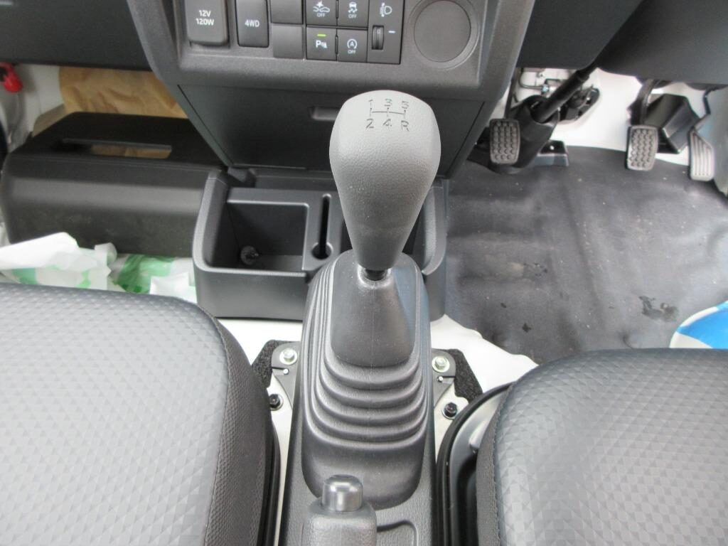 Used Daihatsu Hijet 2024 for sale - 76064030: Photo 17