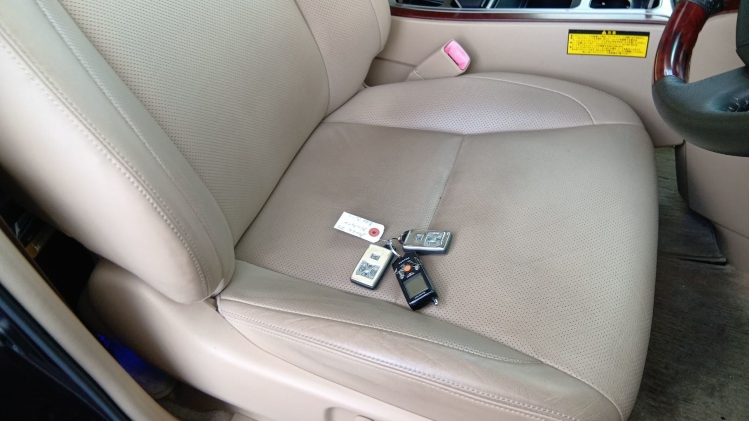 Used Toyota Vellfire 2011 for sale - 76950063: Photo 16